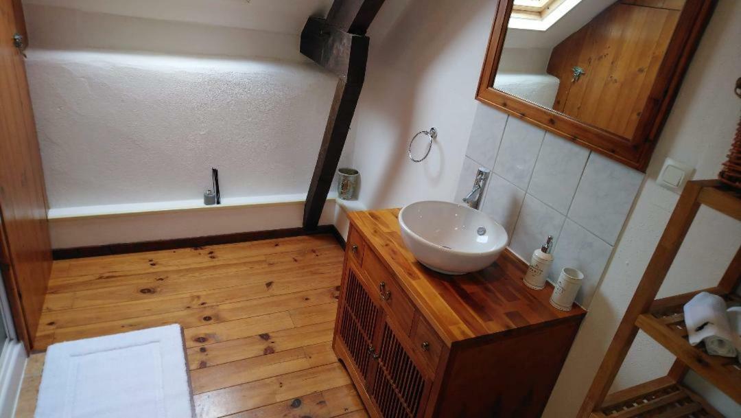Gite Du Sorbier Le Chalard Bagian luar foto